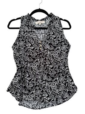 NWOT LOFT Black White Floral Sleeveless Blouse Small V Neck 3 Button Front top.